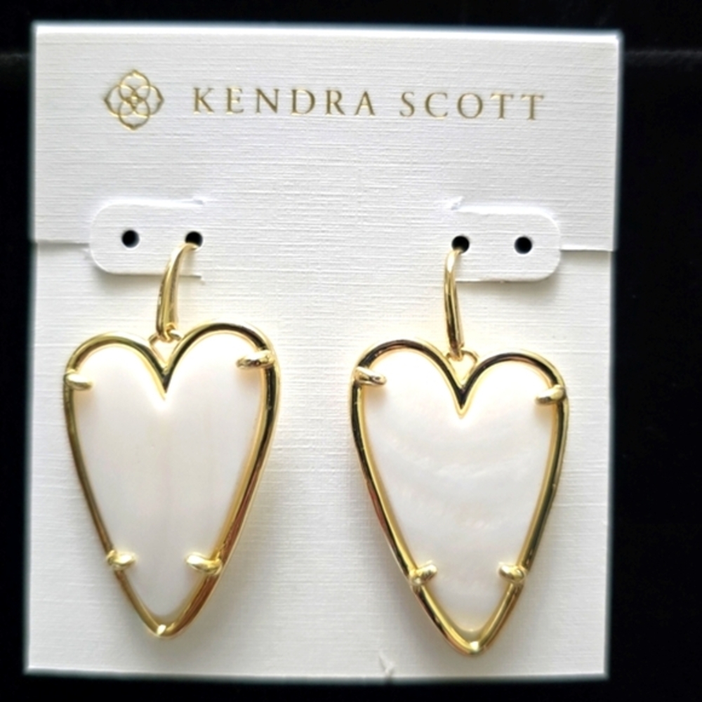 Kendra Scott Ansley Heart Drop Earrings - Picture 2 of 4